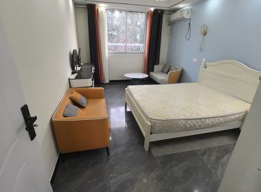 临园小区 3室1厅1卫