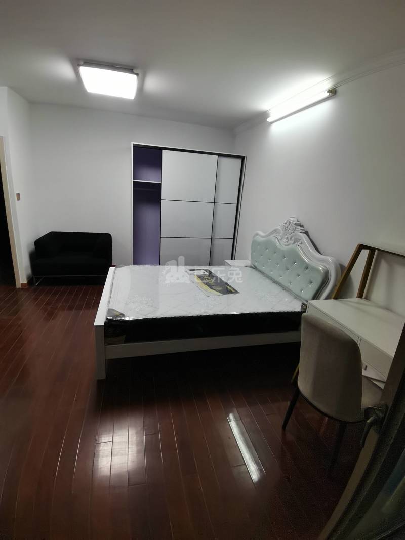 龙安佳苑11908147卧室图2