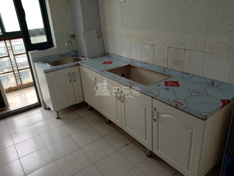 金鑫花园5628020厨房图8