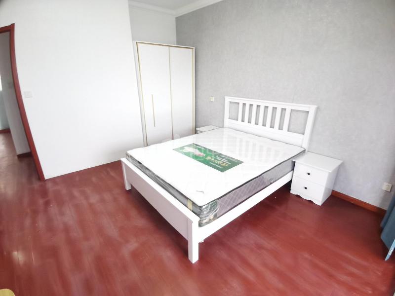 新月鸿锦苑1期11908955卧室图2