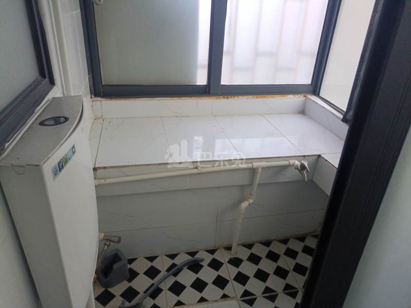 沙河荔园新村11910692卫生间图6