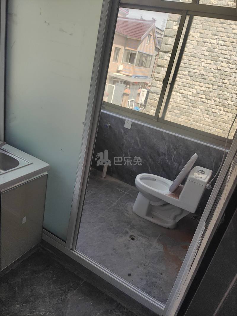 元吉小区南区（联青路135弄）11936631卫生间图4