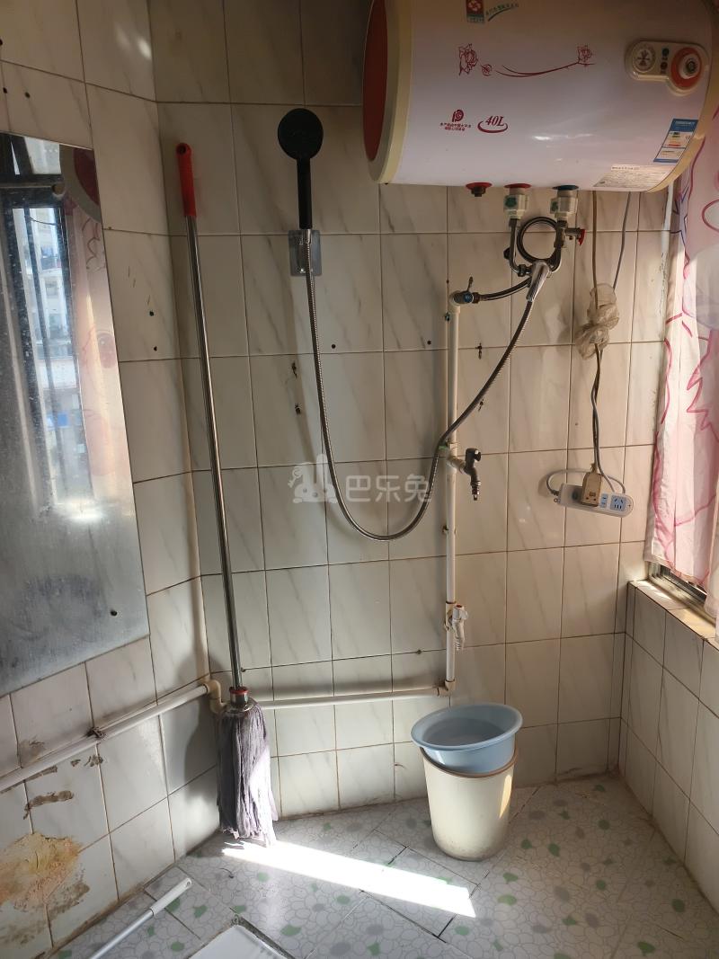 海湾花园1195296卫生间图8