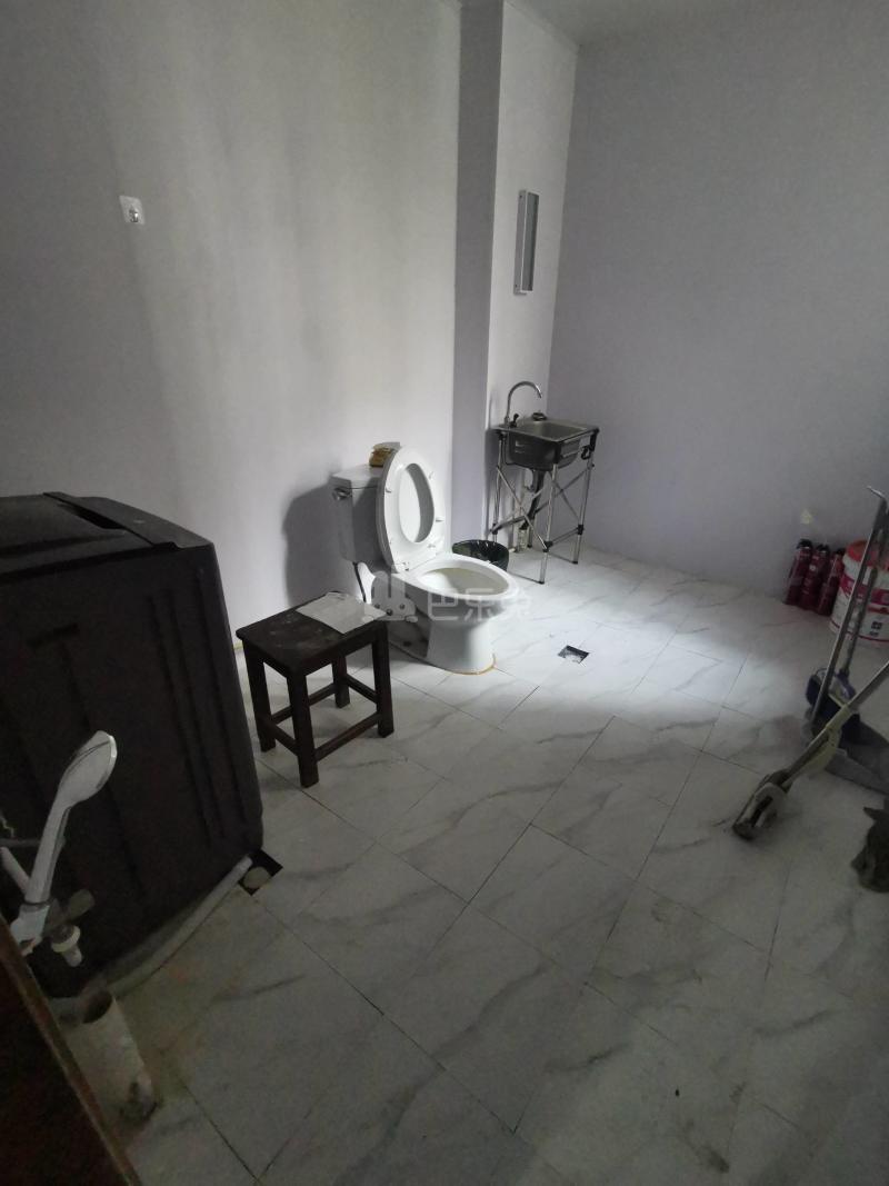 虹景苑（虹梅南路2555弄）11733021卫生间图9