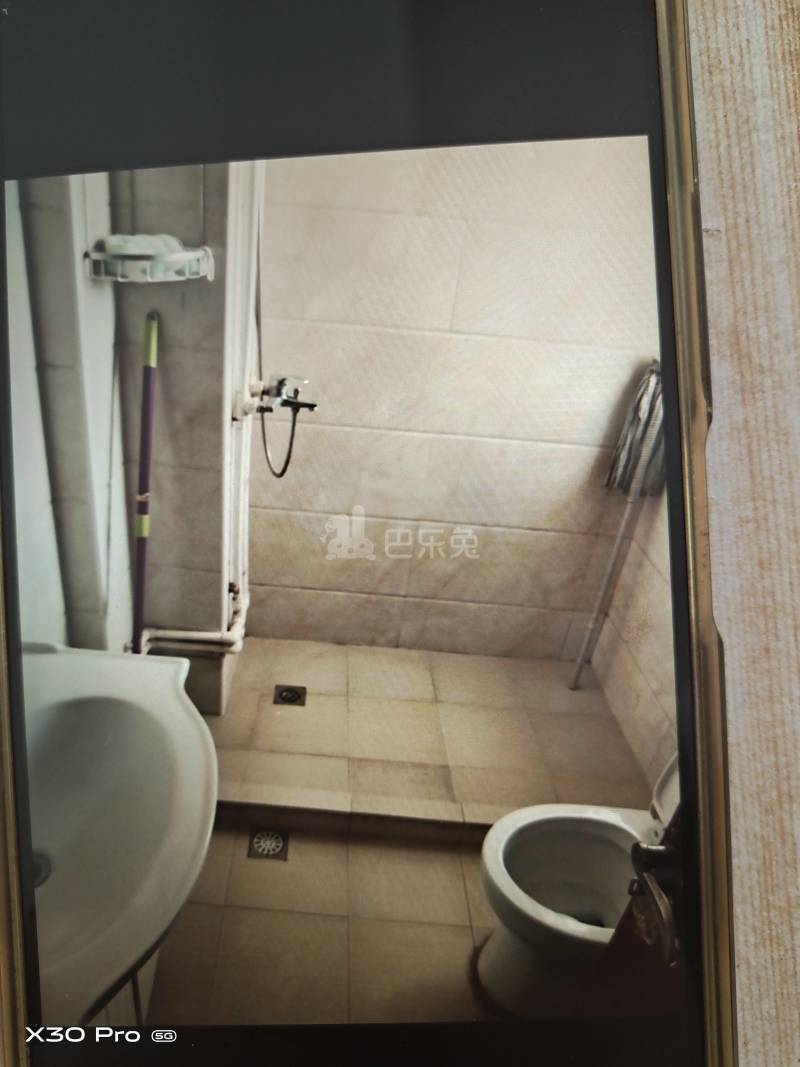 高盛家园11960946卫生间图1