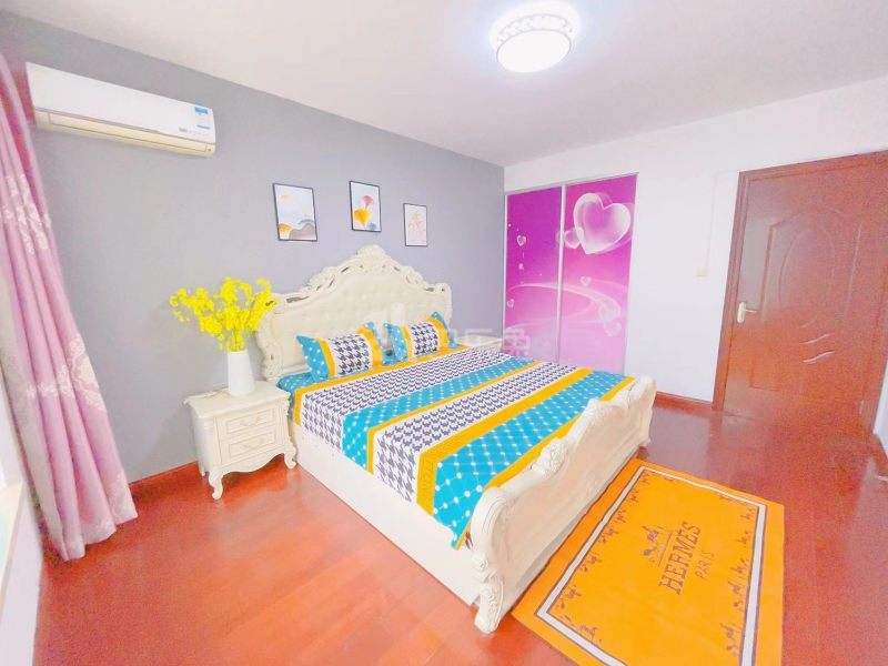 铂领公寓11965962周边环境图2