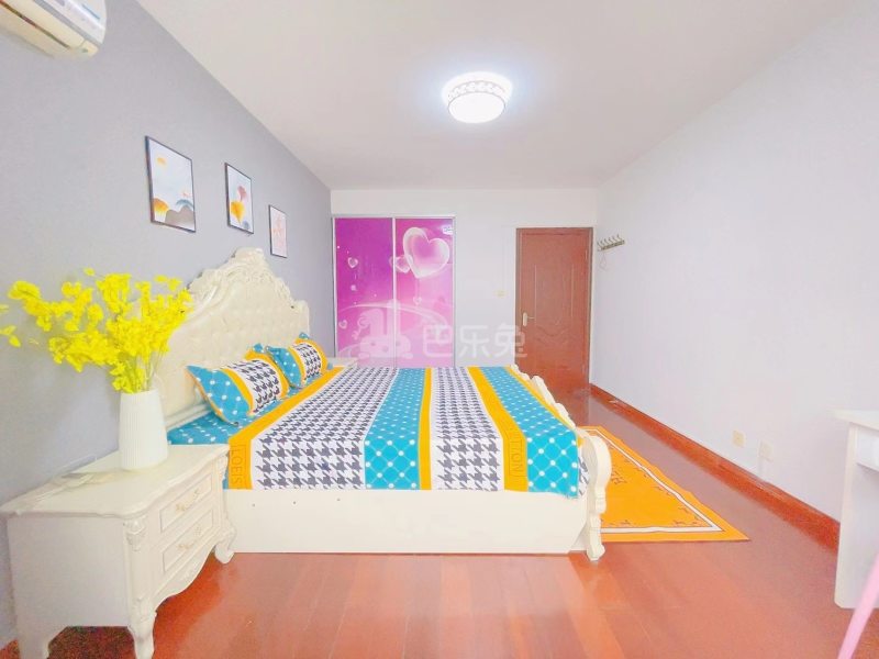 铂领公寓11965962周边环境图1