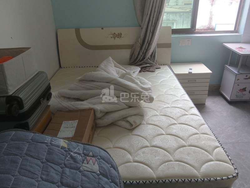 光辉村曙光11967669卧室图0