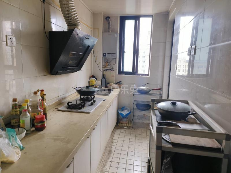 繁荣华庭3913272厨房图5