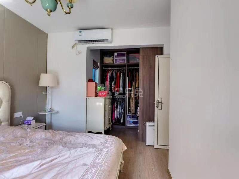 嘉洲华苑12008671周边环境图1