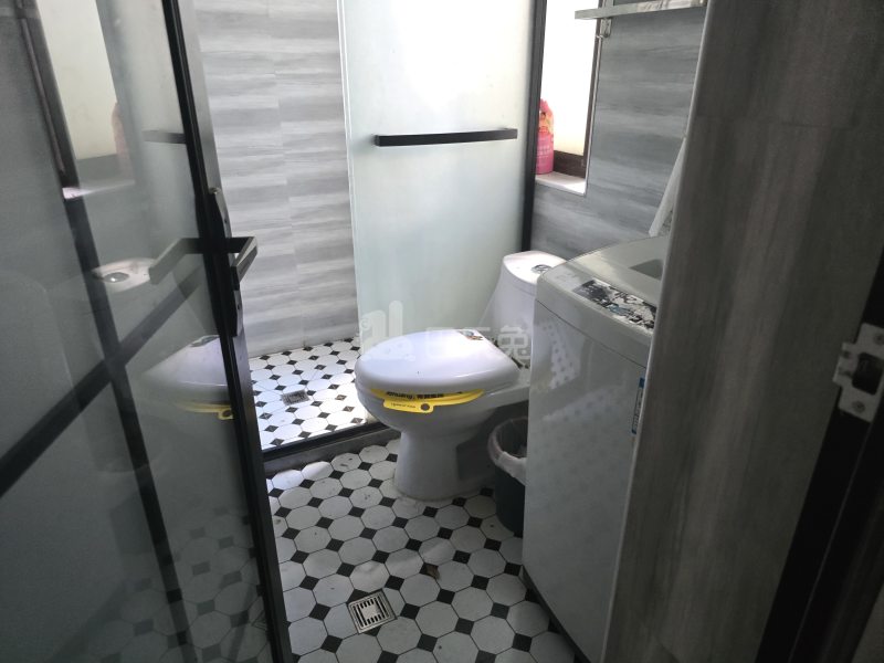 泰翔嘉苑9445717卫生间图4