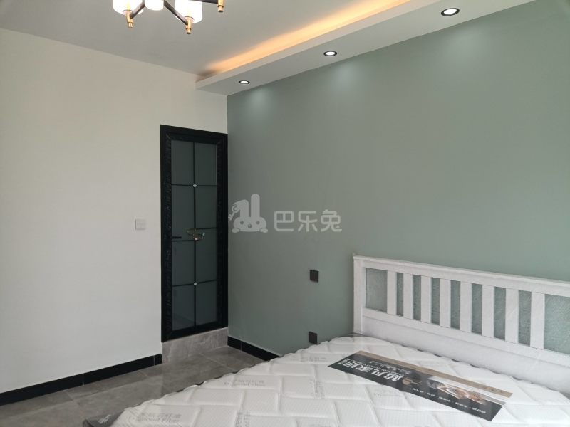 阳光花城12093048卧室图3