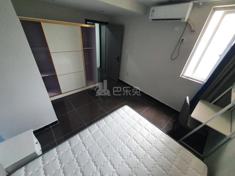 骏苑2期12124727卧室图4