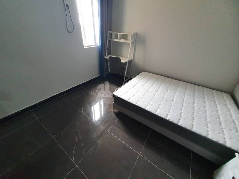 骏苑2期12124727卧室图2