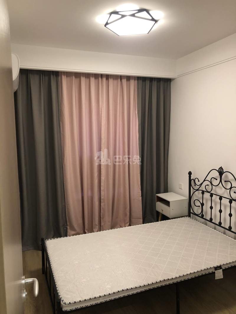 空港新都孔雀城12132788周边环境图6