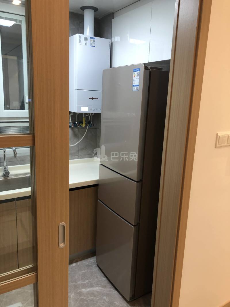 空港新都孔雀城12132788周边环境图7