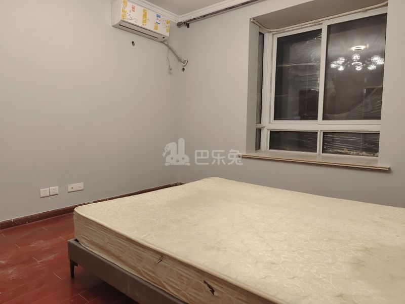 鑫峰苑12138474卧室图3