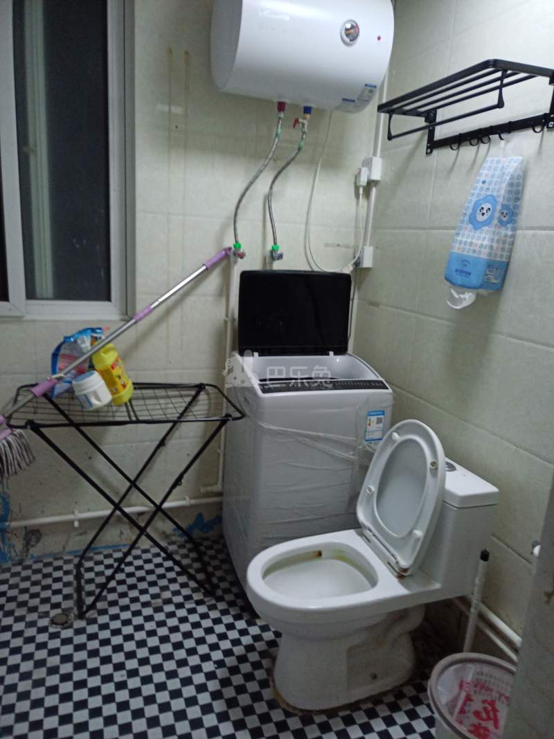 鑫峰苑12138474卫生间图4