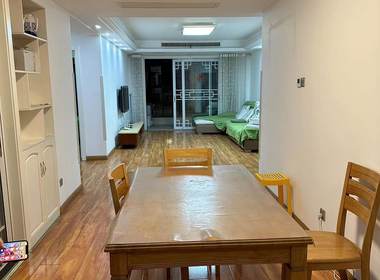 恒辉假日广场 3室0厅0卫