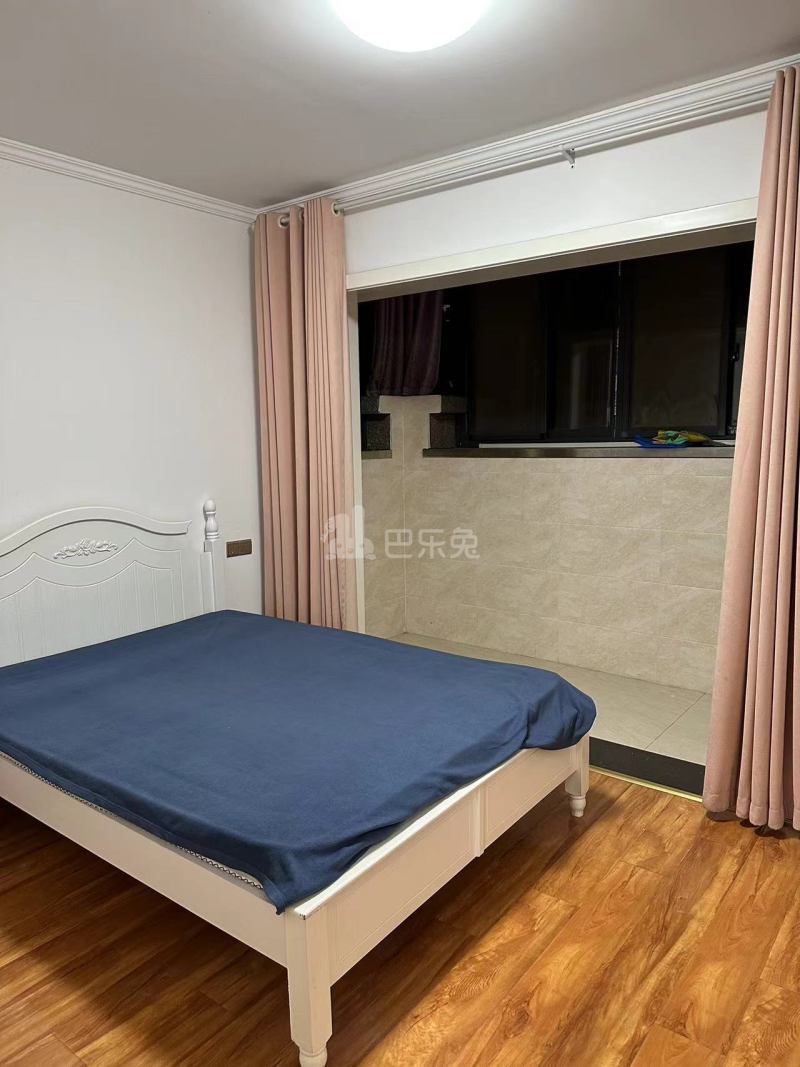 恒辉假日广场12150615周边环境图11