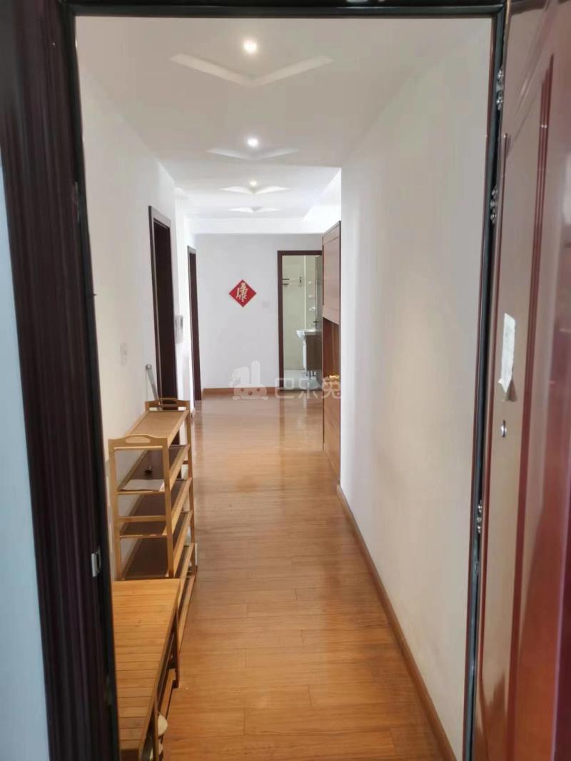 复地御钟山12171529周边环境图3