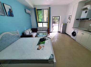 韩府山庄 1室1厅1卫