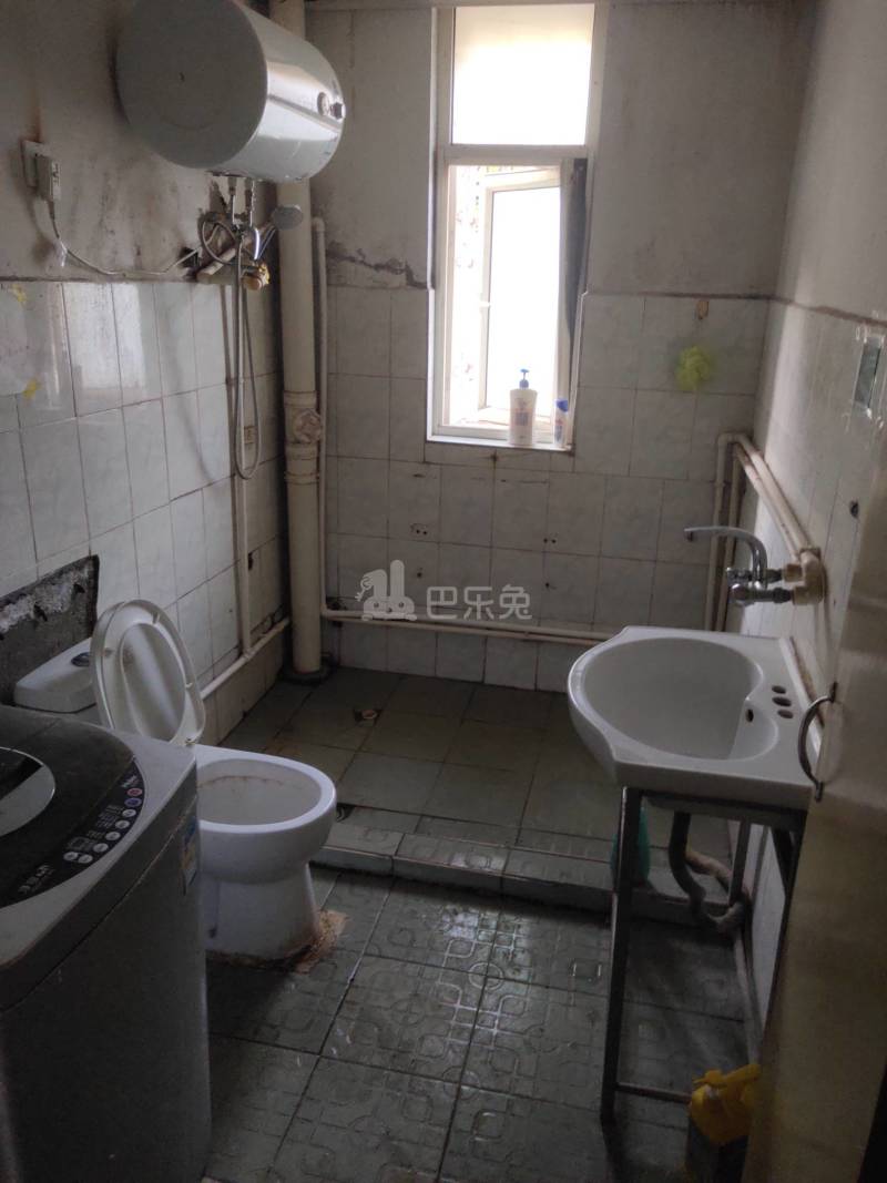 海桐小区219434卫生间图1