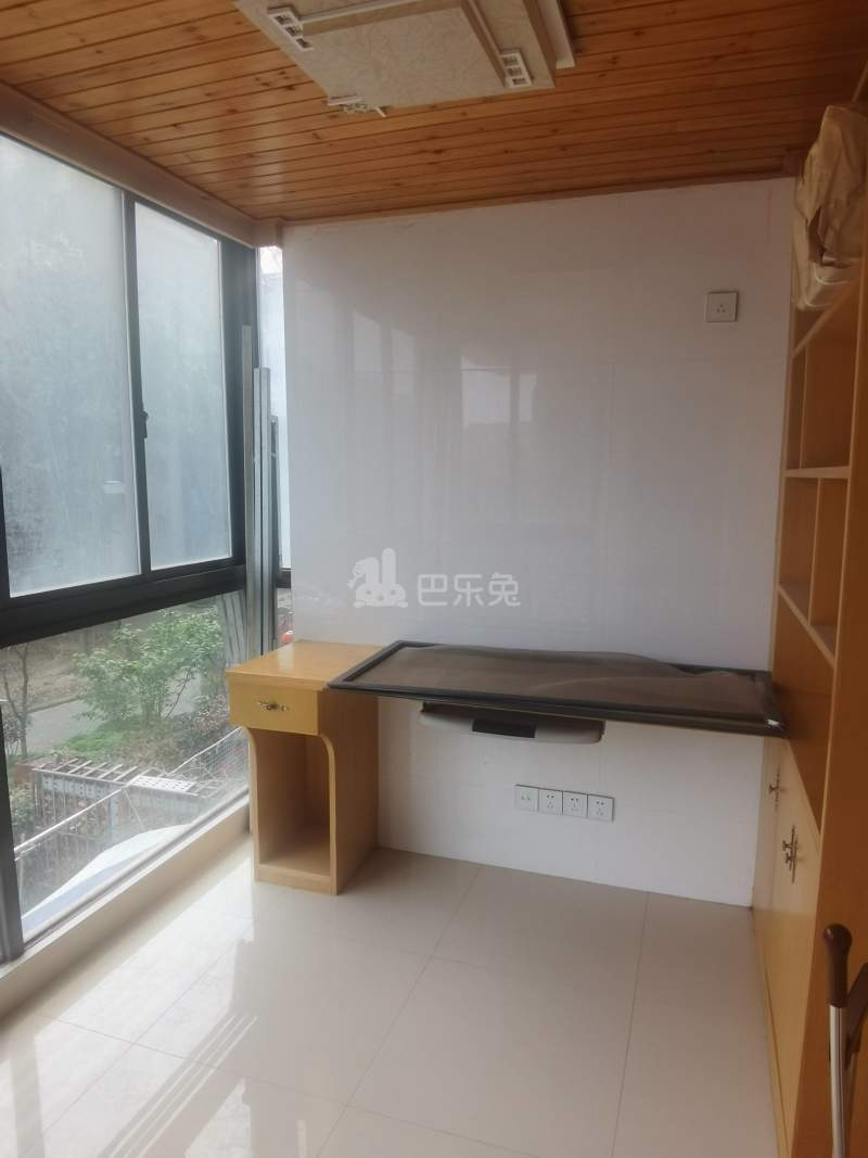 爱秦湾12233227周边环境图1