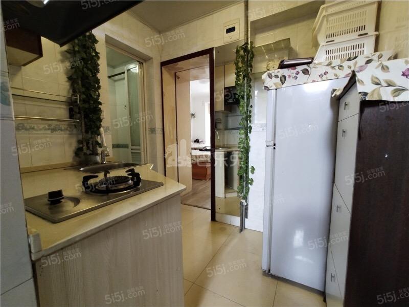 鸡鸣山庄12245349周边环境图1