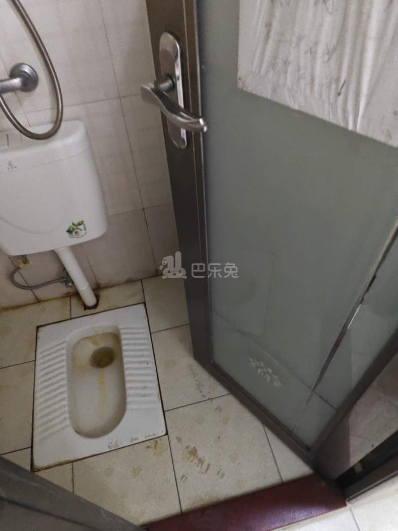 现代城华庭1224066卫生间图9