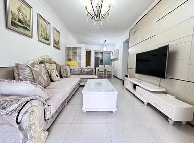 合景誉山国际 3室2厅1卫