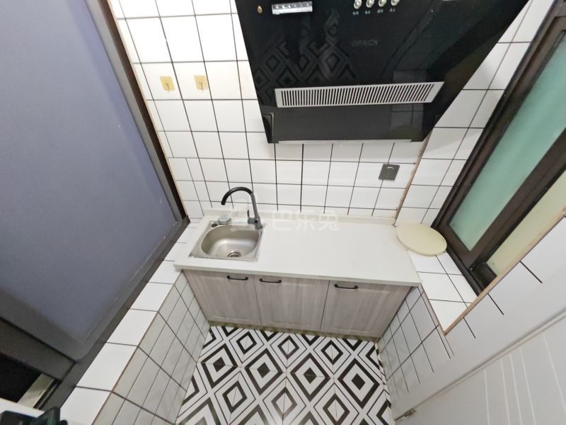 吴胜别墅12262376厨房图4