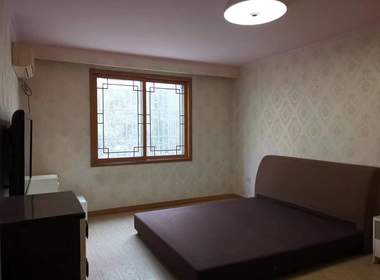 金城花园 3室2厅2卫