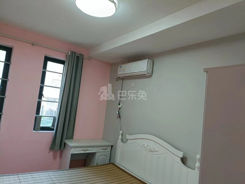 东方熙龙山院12268497周边环境图2