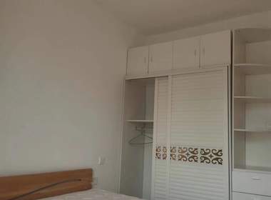 中南世纪雅苑 2室2厅1卫