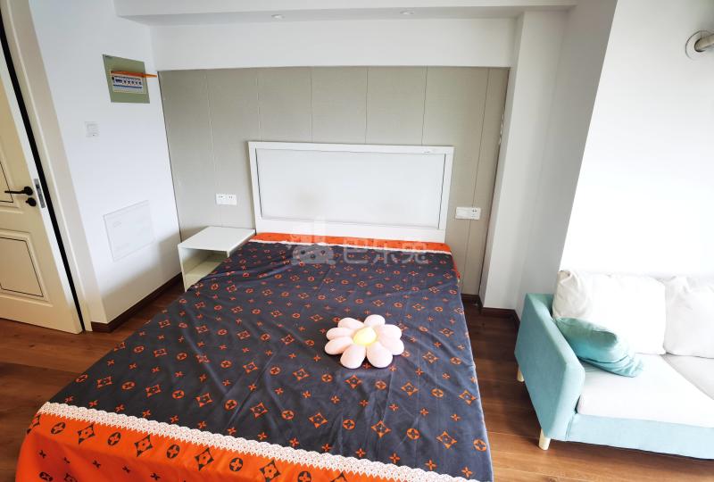 龙湖新壹城12279531周边环境图1