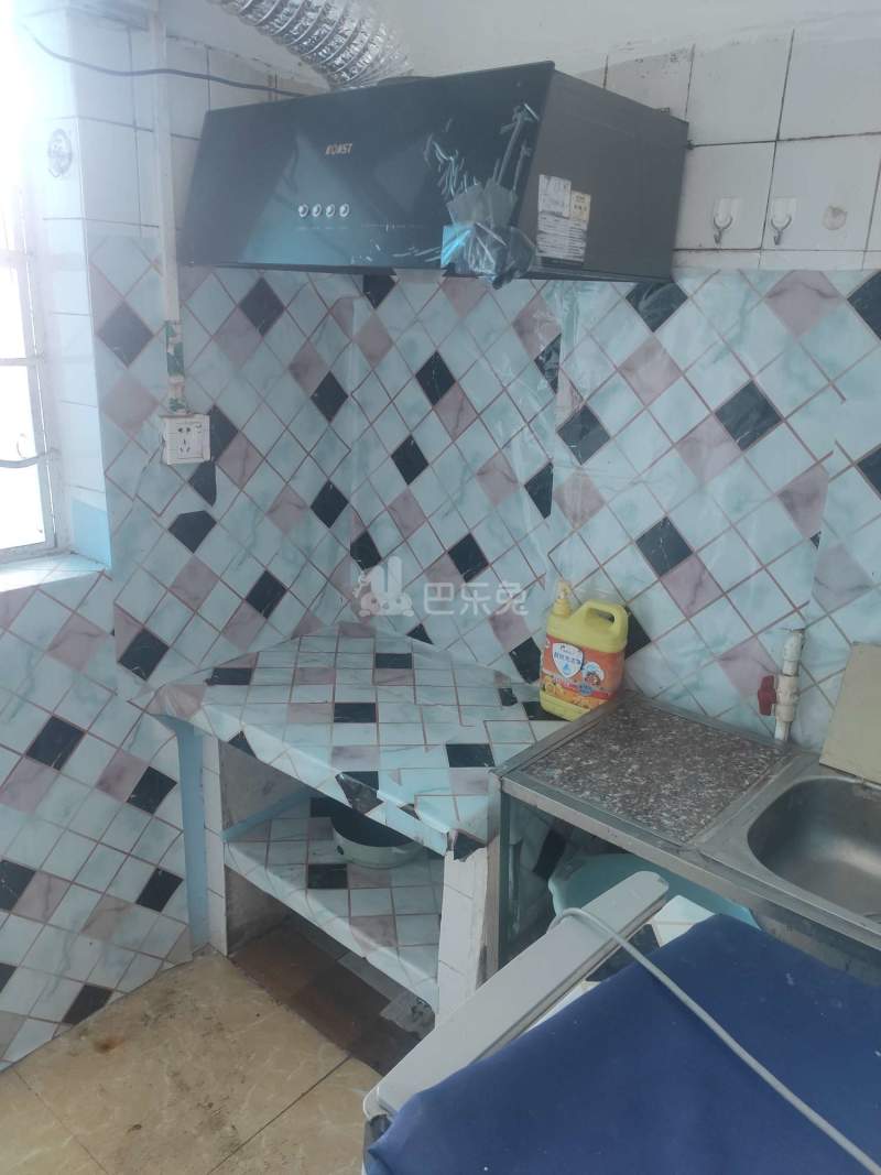 南贸花园1229019厨房图4