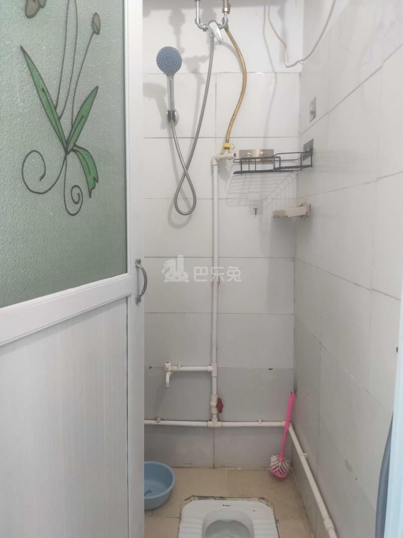 南贸花园1229019卫生间图5