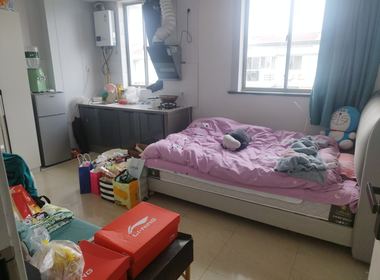 新青浦花苑一区 