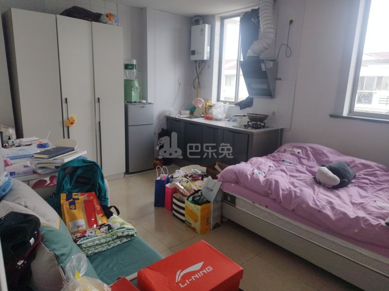 新青浦花苑一区12303411卧室图2