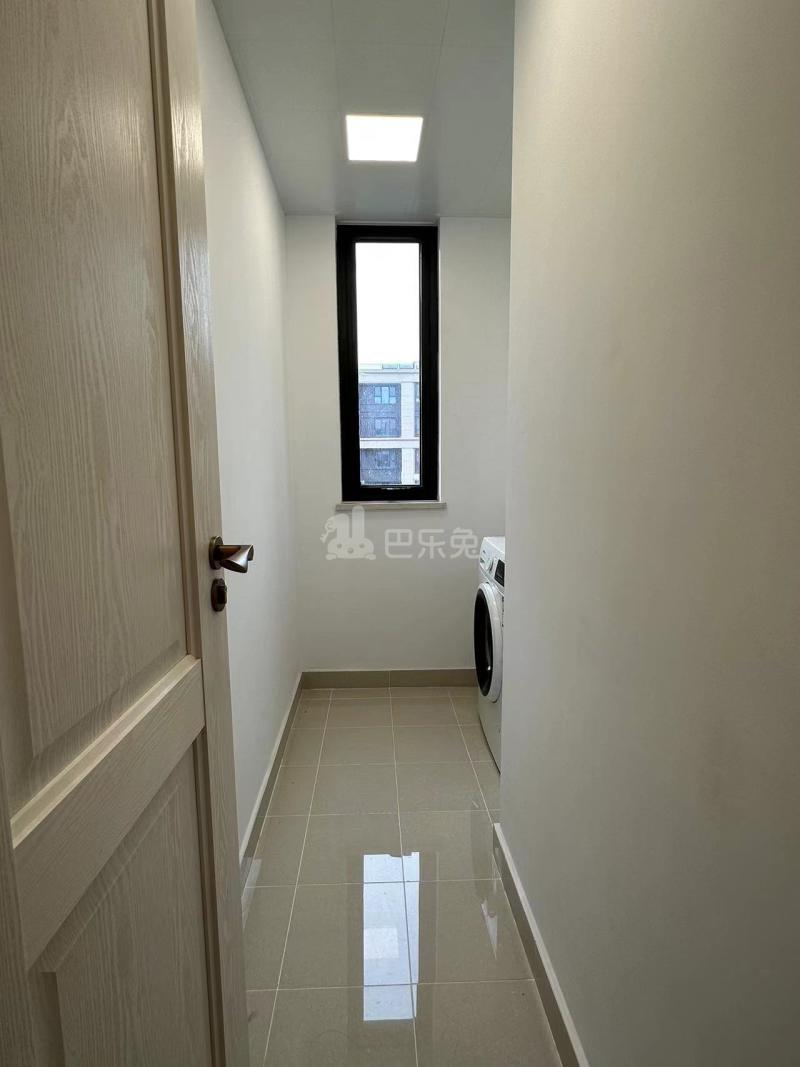 颐和九里（颐辉花苑）12303608周边环境图13