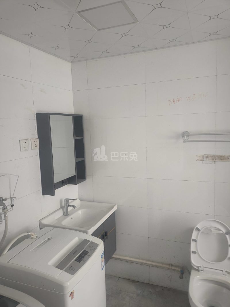 宝沁苑12305411卫生间图12