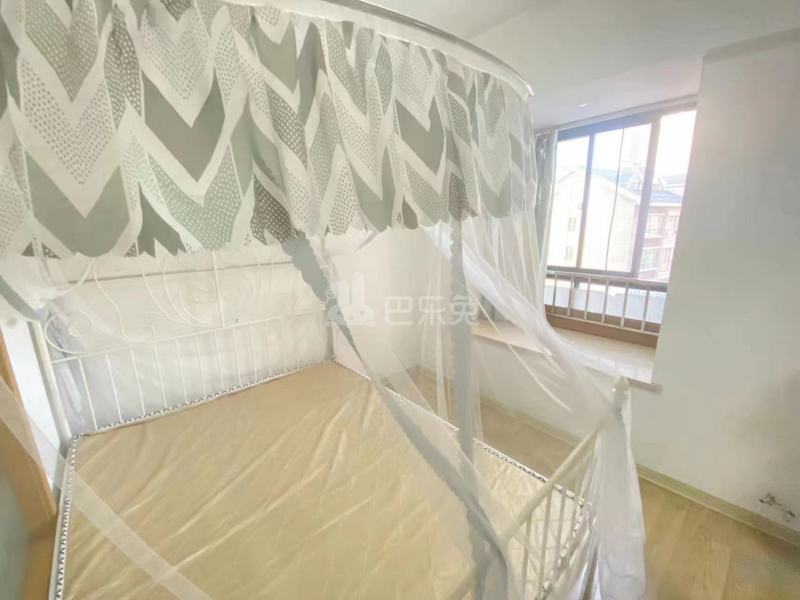 辰龙雅苑12330663周边环境图1