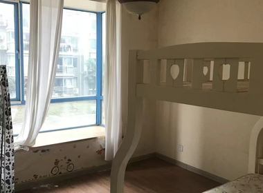 江畔明珠广场 2室2厅1卫