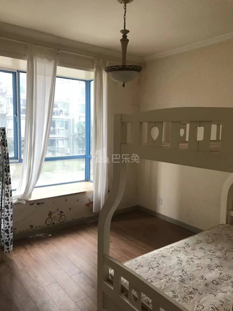 江畔明珠广场12339514周边环境图0