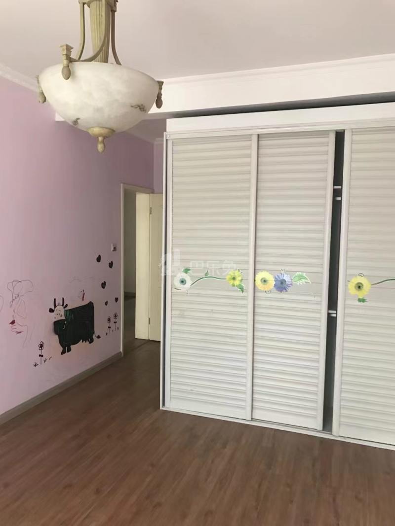 江畔明珠广场12339514周边环境图7