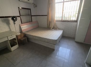 英雄村（民房） 