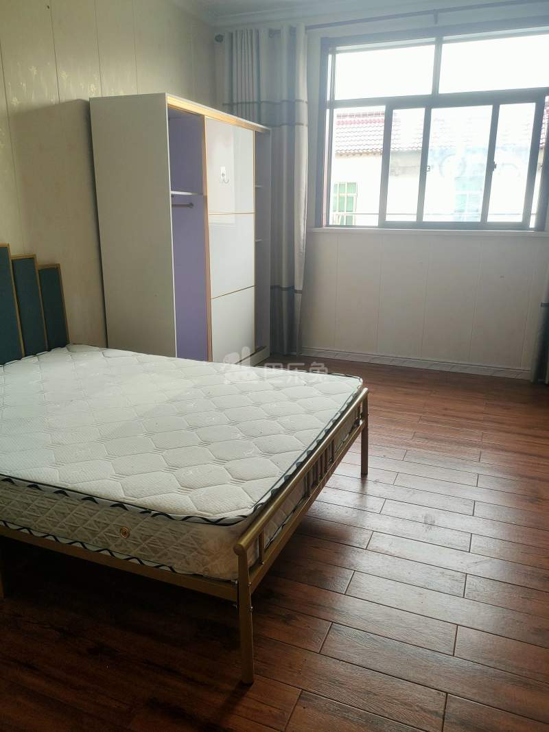 大星村龙家宅（民房）12346558卧室图1