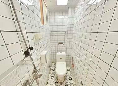 天山路小区 2室1厅1卫