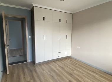 裕民家园 4室3厅2卫